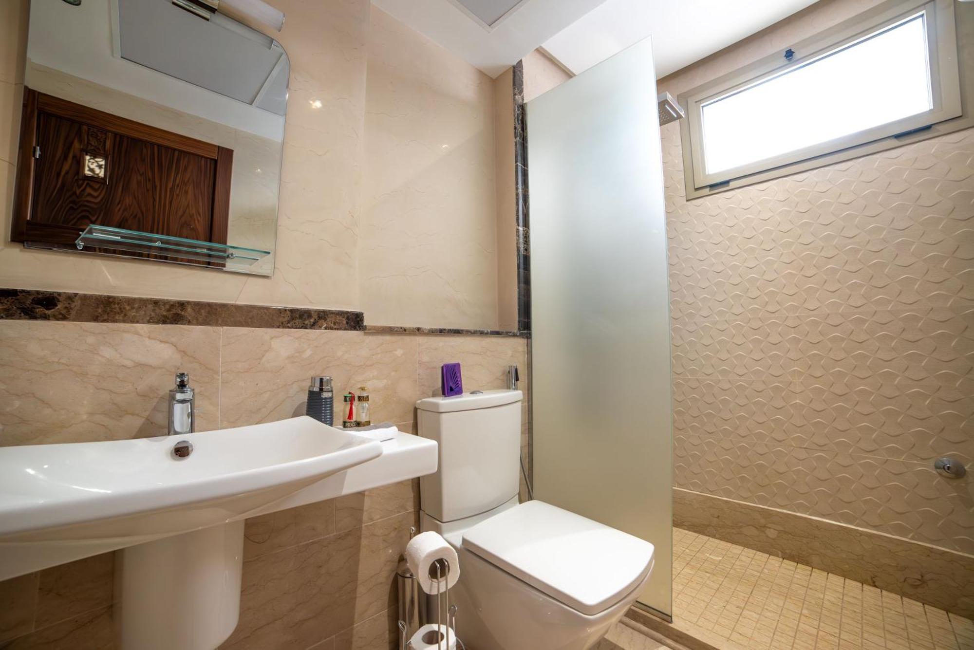 Luxury Seafront Apartment 101Sqm With Wi-Fi And Parking Agadir Exterior photo